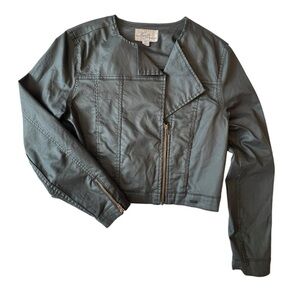 Levi’s cropped moto jacket size L